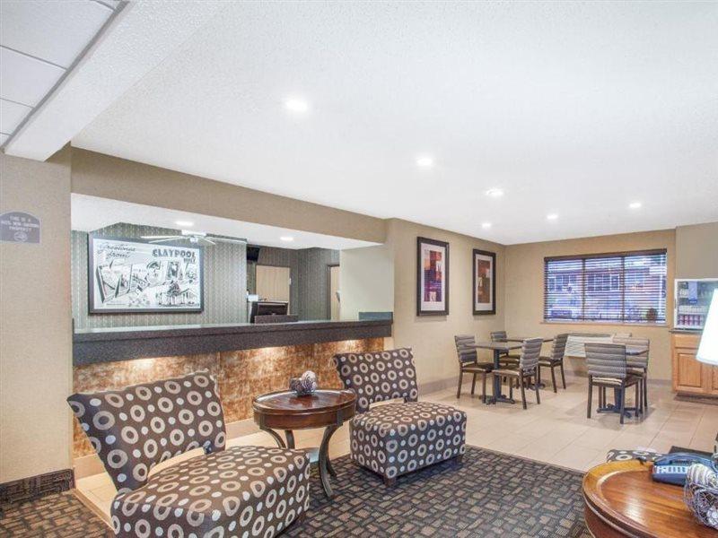 Super 8 By Wyndham Richlands/Claypool Hill Area Hotel Pounding Mill Екстериор снимка